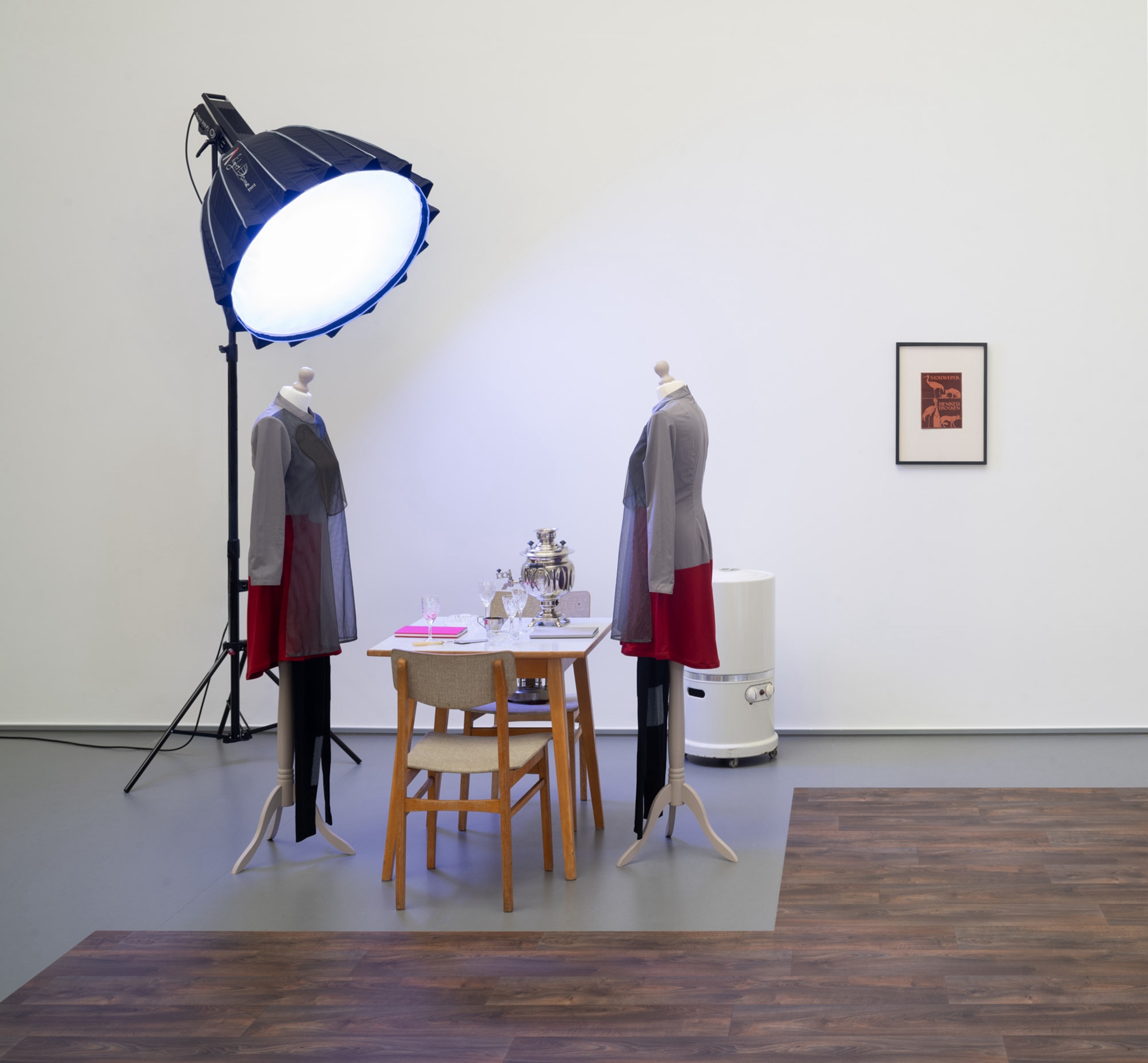 Liora Epstein dispersed non-existence at Kunstmuseen Krefeld